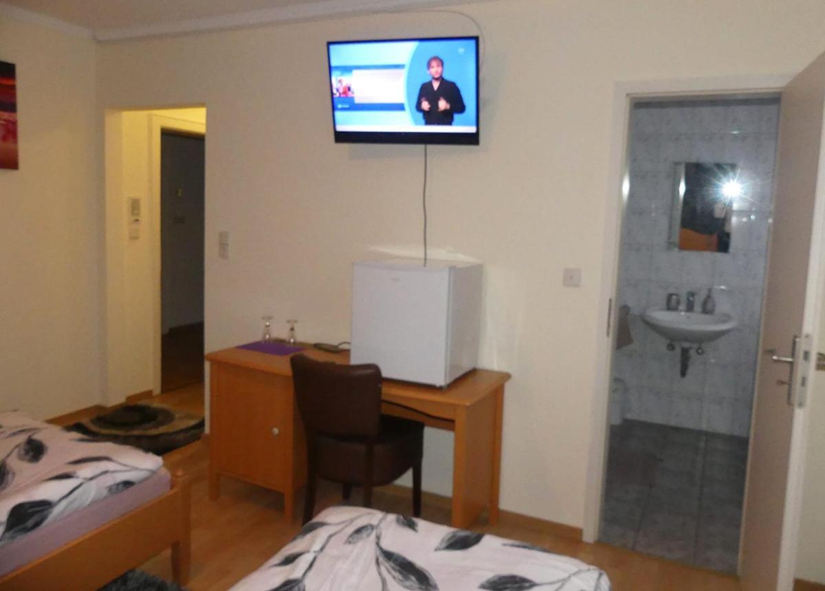Hotel Akropolis Herford Bagian luar foto