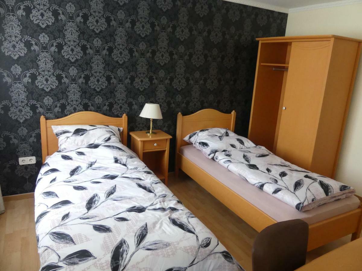 Hotel Akropolis Herford Bagian luar foto